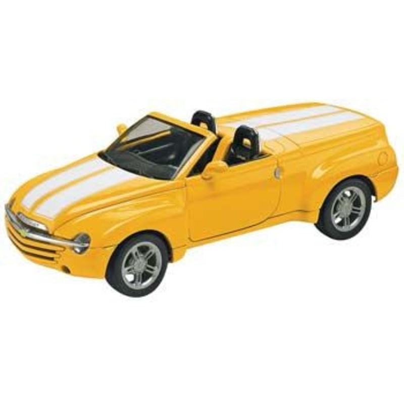 REVELL 85-4052 1/25 '03 Chevy SSR *DISC*