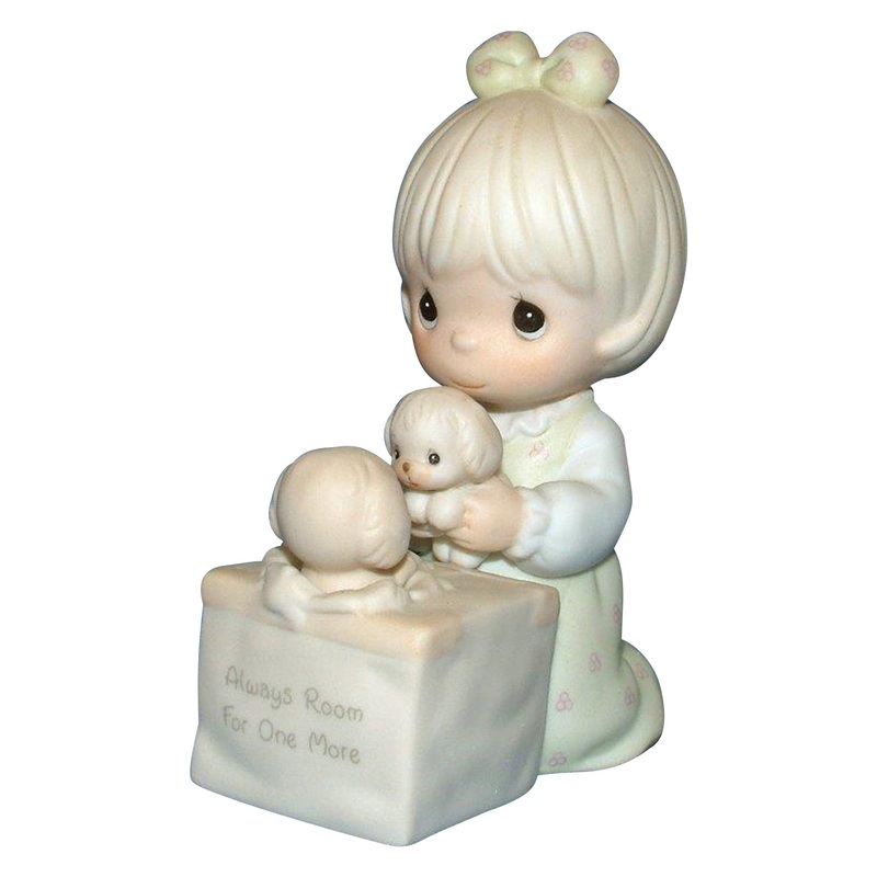 Precious Moments: C0009 Always Room for One More | Symbol of Membership