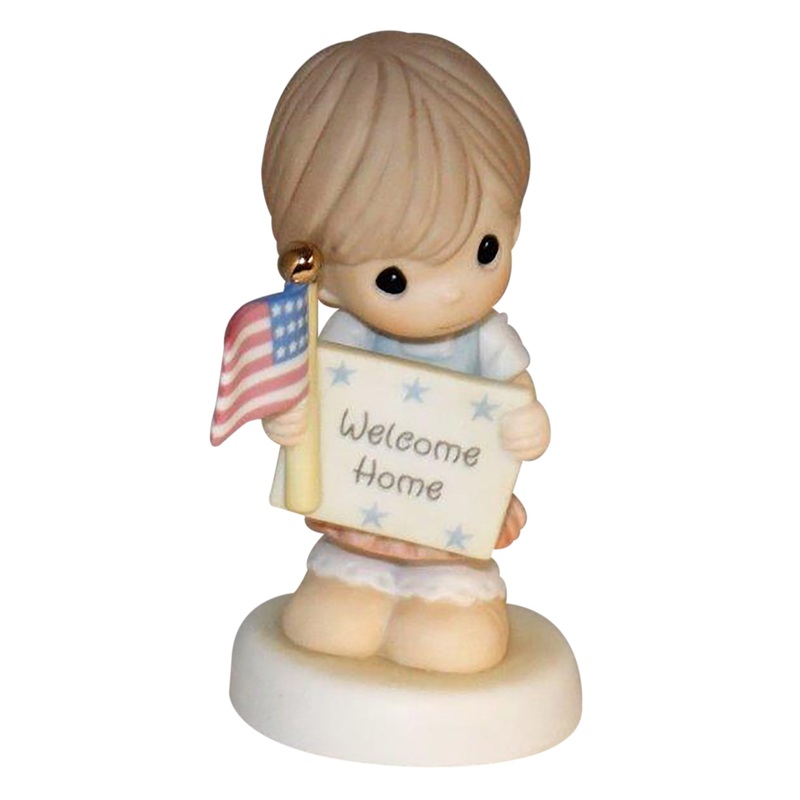 Precious Moments: 740020 Welcome Home My Hero! - Girl