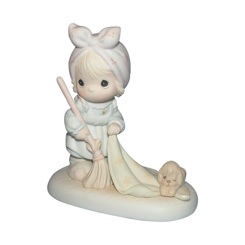 Precious Moments: 521779 Sweep All Your Worries Away