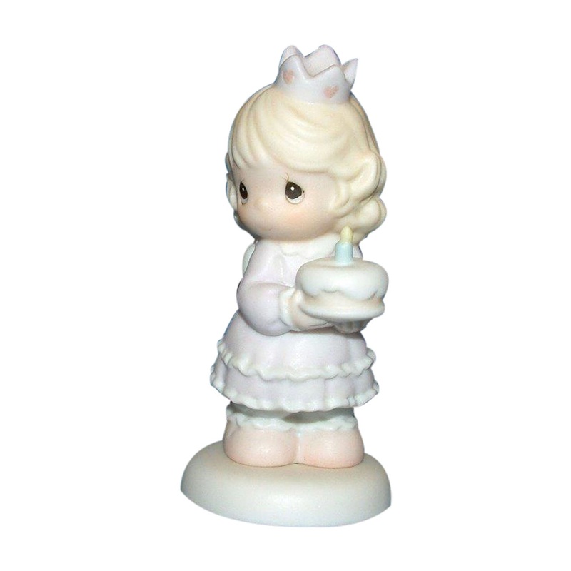 Precious Moments: 139556 Birthday Wishes with Hugs & Kisses