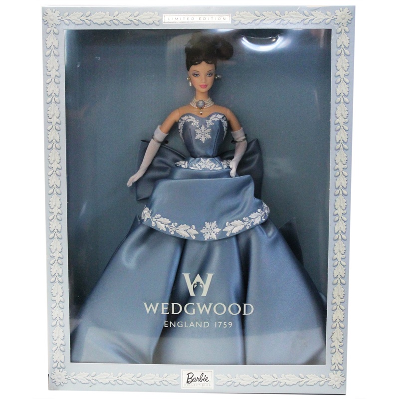 Wedgewood England Barbie - 25641