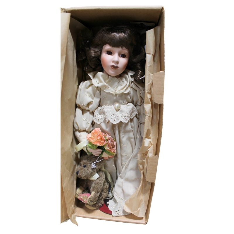 Boyds Collection | 4902 Emily | Damaged Box