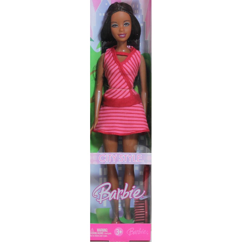 2006 City Style Nikki Barbie (K8924) - Pink Dress
